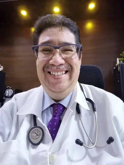 Nefrólogo - Dr. José Andrés Escalona Viña